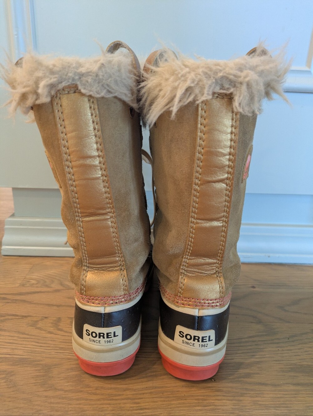 Sorel Youth Joan of Arctic Winter Boots Size 1 - Picture 5 of 9